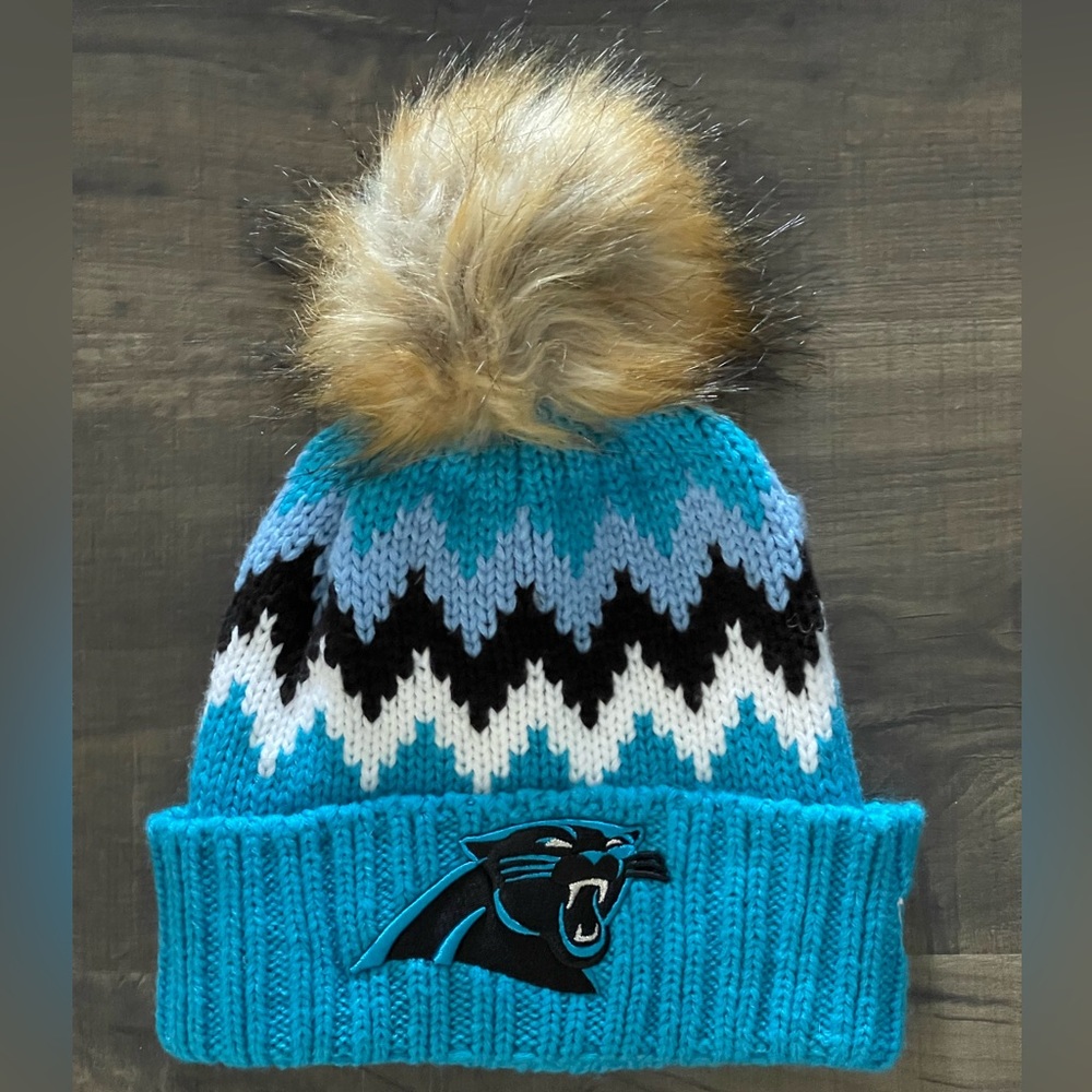 Women’s Carolina Panthers New Era Knit Hat